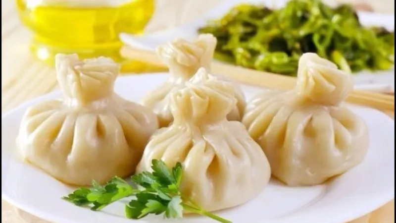 חנקלי עם גבינה